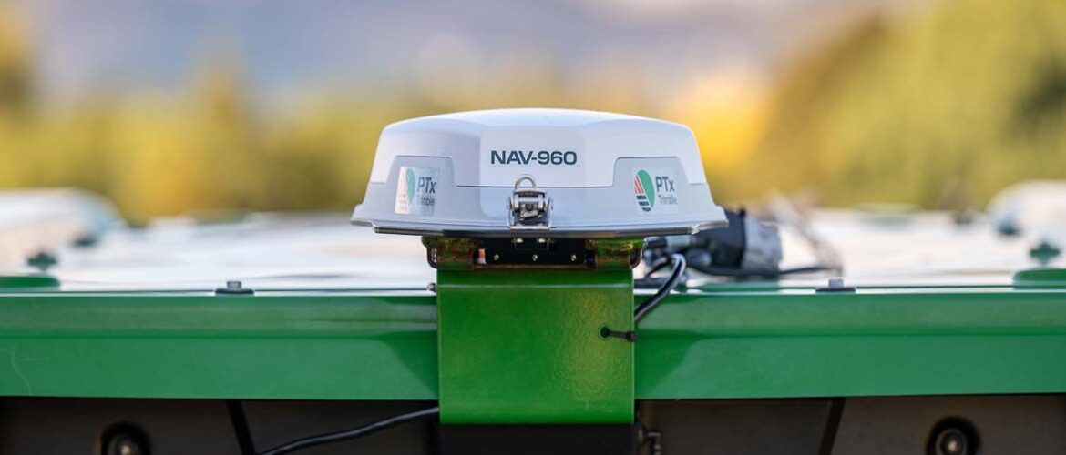 Máquinas agrícolas da AGCO têm novos receptor NAV-960 e ReClaim da PTx