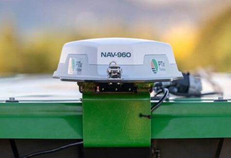 Máquinas agrícolas da AGCO têm novos receptor NAV-960 e ReClaim da PTx