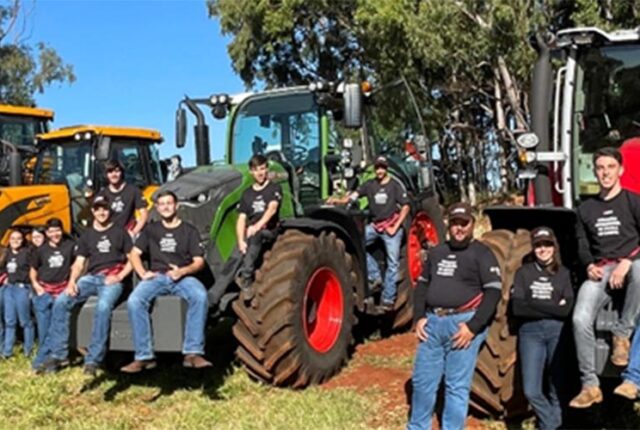 Estudantes de ETECs recebem treinamento prático com tecnologia de ponta em máquinas agrícolas