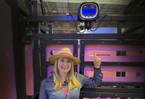 Mulheres apresentam tecnologias em pesagem no AGRO, durante Congresso das Mulheres, em São Paulo