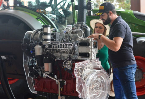 Agrishow registra aumento de visitação de pessoas mais jovens durante a feira 