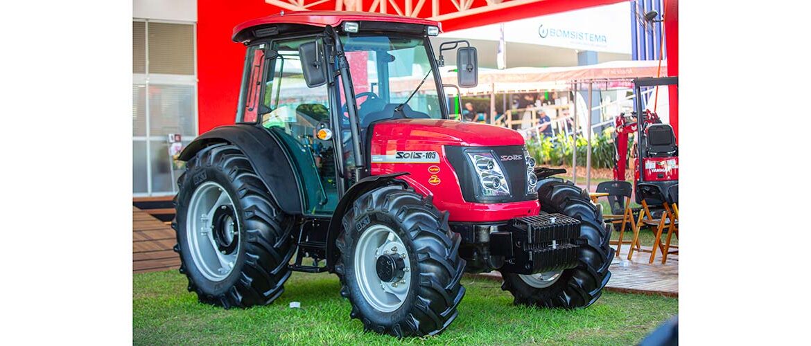 Artigo: Cabine nas máquinas agrícolas tem conforto, proteção e eficiência no campo