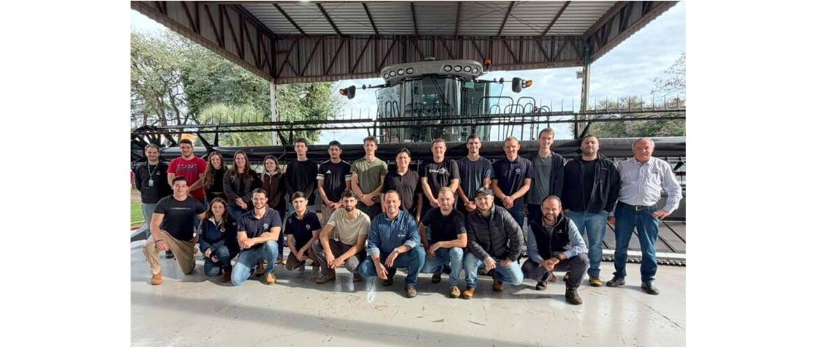 AGCO e IFFAR lançam curso inédito para formação de especialistas em colheitadeiras