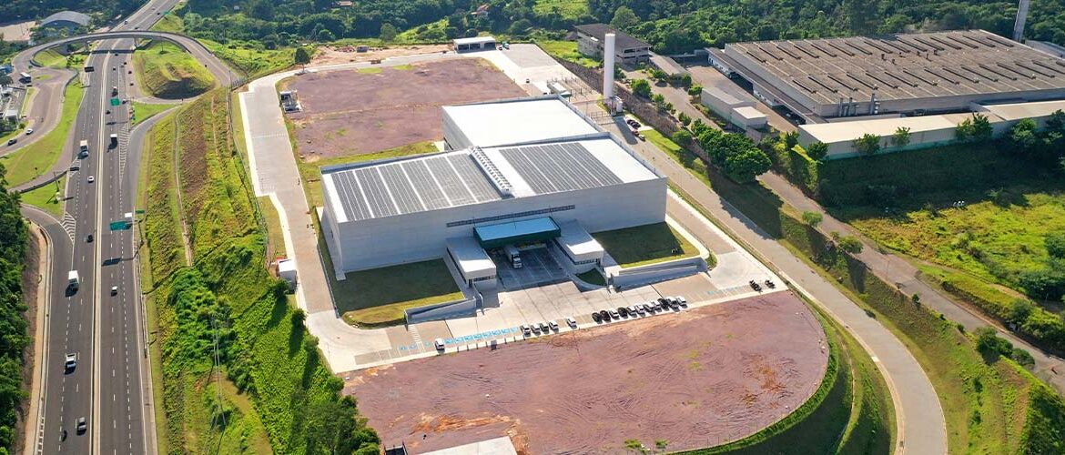 Galpão logístico sustentável reduz em 56% o consumo de energia